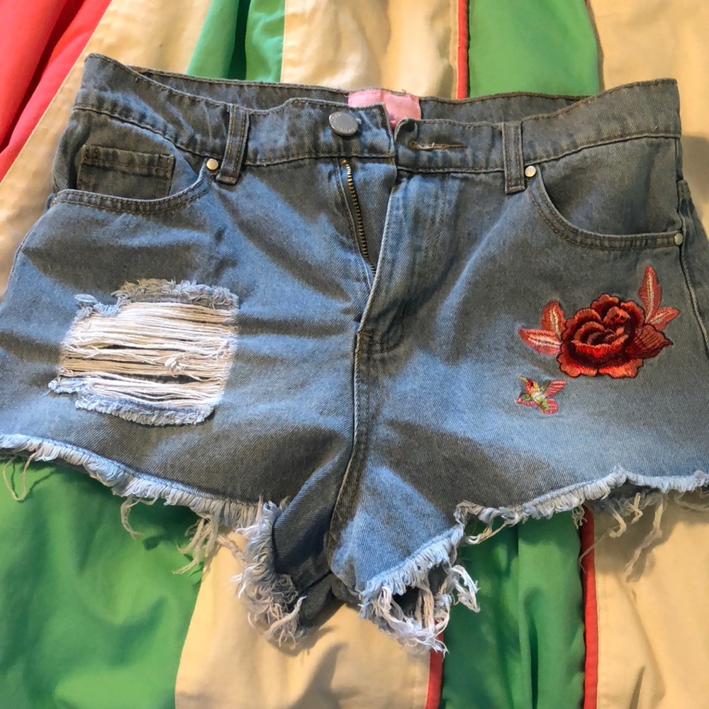 Jean Shorts with Flower- Denim Club